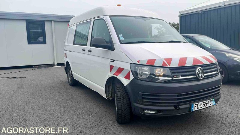 VOLKSWAGEN TRANSPORTER - 2018 - 187106KM - FC555FD - Furgon: slika 2 VOLKSWAGEN TRANSPORTER - 2018 - 187106KM - FC555FD - Furgon: slika 2