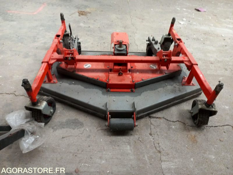 Coupe de tondeuse mulchng Morgneux TMC 150 fixation Kubota - Baštenska kosačica: slika 5 Coupe de tondeuse mulchng Morgneux TMC 150 fixation Kubota - Baštenska kosačica: slika 5