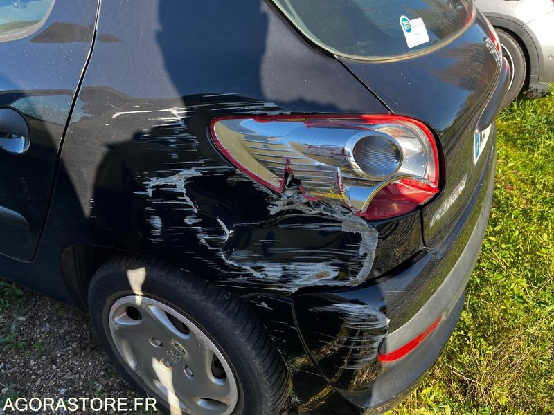 Peugeot 206+ 1.4 hdi 2009 185000km - Automobil: slika 4 Peugeot 206+ 1.4 hdi 2009 185000km - Automobil: slika 4