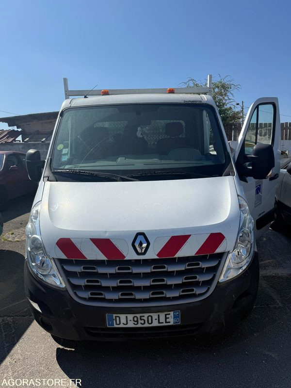 Renault master gazole 60156kms 2014 - Dostavno vozilo kiper: slika 1 Renault master gazole 60156kms 2014 - Dostavno vozilo kiper: slika 1
