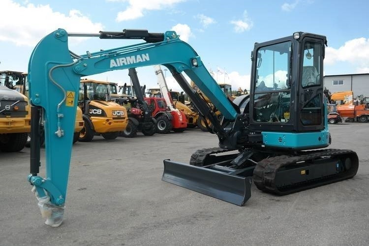 Airman AX 55 U-7 - Mini bager: slika 4 Airman AX 55 U-7 - Mini bager: slika 4