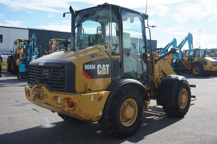 CAT 906M *Uthyres* - Utovarivač točkaš: slika 2 CAT 906M *Uthyres* - Utovarivač točkaš: slika 2