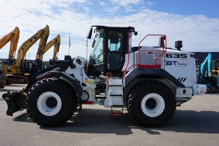 Hidromek HMK 635 WL-5 - Utovarivač točkaš: slika 2 Hidromek HMK 635 WL-5 - Utovarivač točkaš: slika 2