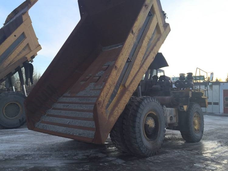 Komatsu HD405-6 - Kiper sa krutom šasijom/ Kiper za kamen: slika 4 Komatsu HD405-6 - Kiper sa krutom šasijom/ Kiper za kamen: slika 4