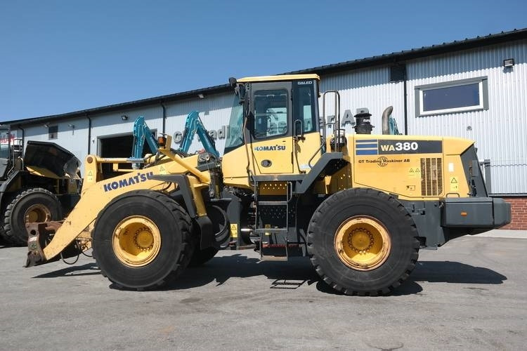 Komatsu WA 380-5-H - Utovarivač točkaš: slika 4 Komatsu WA 380-5-H - Utovarivač točkaš: slika 4