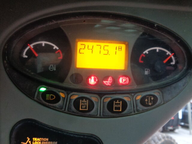 Bobcat S130 - Mini utovarivač: slika 3 Bobcat S130 - Mini utovarivač: slika 3