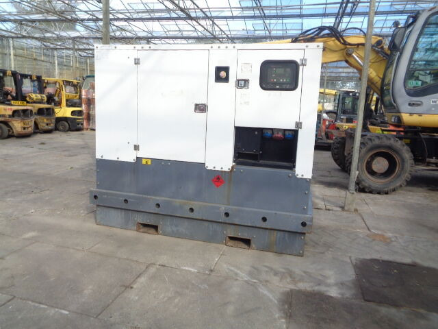 Diversen 60 KVA Aggreko 60 KVA - Set generatora: slika 5 Diversen 60 KVA Aggreko 60 KVA - Set generatora: slika 5