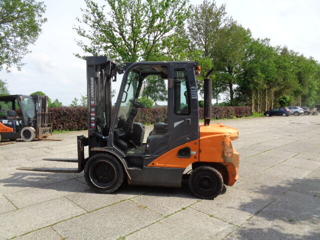 Doosan D35C-7 - Viljuškar: slika 5 Doosan D35C-7 - Viljuškar: slika 5