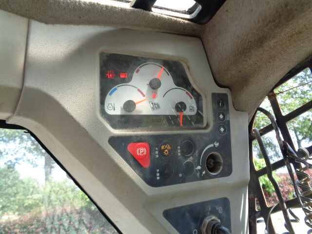 JCB 135 R - Mini utovarivač: slika 2 JCB 135 R - Mini utovarivač: slika 2