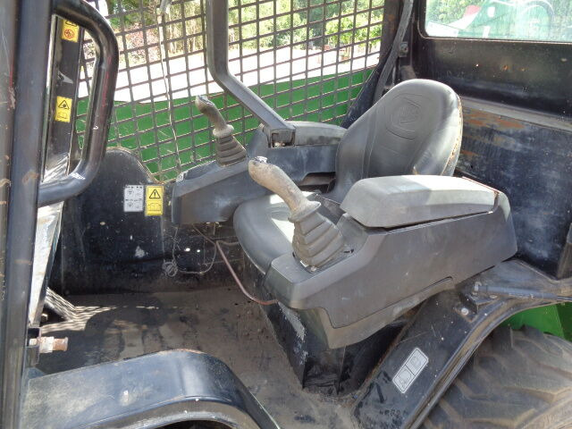 JCB 135 R - Mini utovarivač: slika 3 JCB 135 R - Mini utovarivač: slika 3