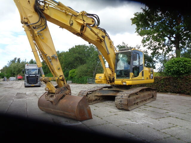 Komatsu PC210 LC-8 - Bager guseničar: slika 2 Komatsu PC210 LC-8 - Bager guseničar: slika 2