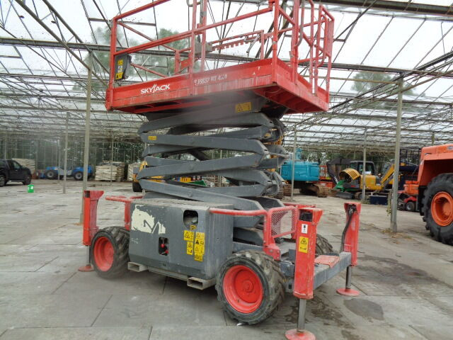 Skyjack SJ 6832 RT - Lift u obliku makaza: slika 4 Skyjack SJ 6832 RT - Lift u obliku makaza: slika 4
