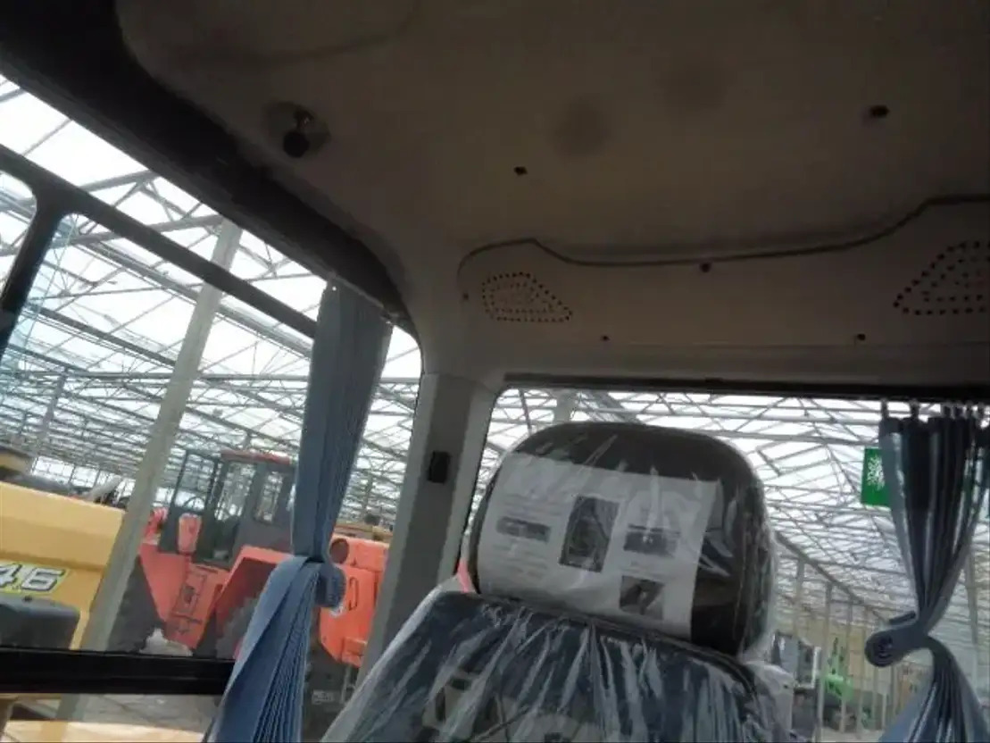 Novu Bager guseničar XCMG XE60GA: slika 10 Novu Bager guseničar XCMG XE60GA: slika 10