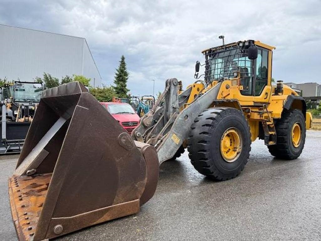Volvo L110G - Utovarivač točkaš: slika 1 Volvo L110G - Utovarivač točkaš: slika 1