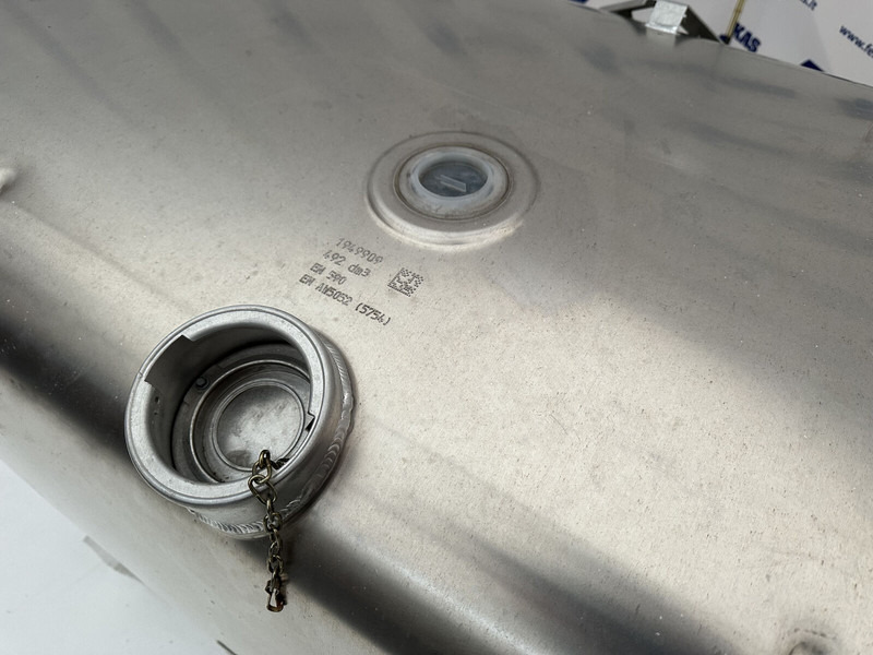 DAF - Rezervoar za gorivo za Kamion: slika 4 DAF - Rezervoar za gorivo za Kamion: slika 4