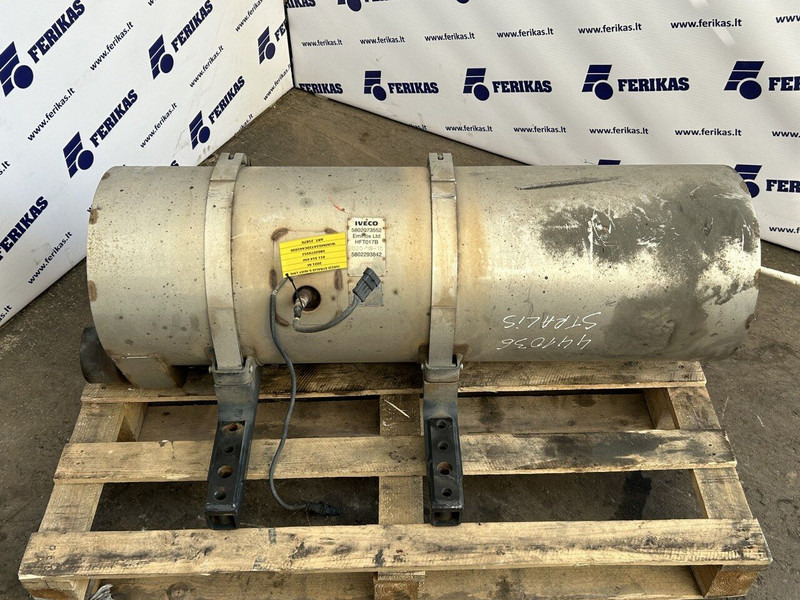 Iveco Exhaust catalyst - Prigušivač za Kamion: slika 1 Iveco Exhaust catalyst - Prigušivač za Kamion: slika 1
