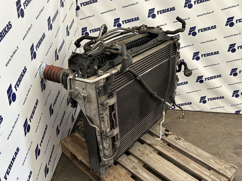 Mercedes-Benz radiators set - Radijator za Kamion: slika 2 Mercedes-Benz radiators set - Radijator za Kamion: slika 2