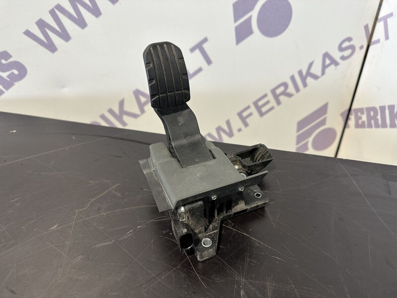 Scania - Pedala za Kamion: slika 1 Scania - Pedala za Kamion: slika 1