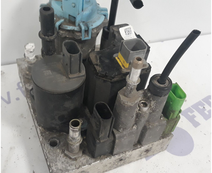 Volvo FH4 - Izduvni sistem za Kamion: slika 3 Volvo FH4 - Izduvni sistem za Kamion: slika 3