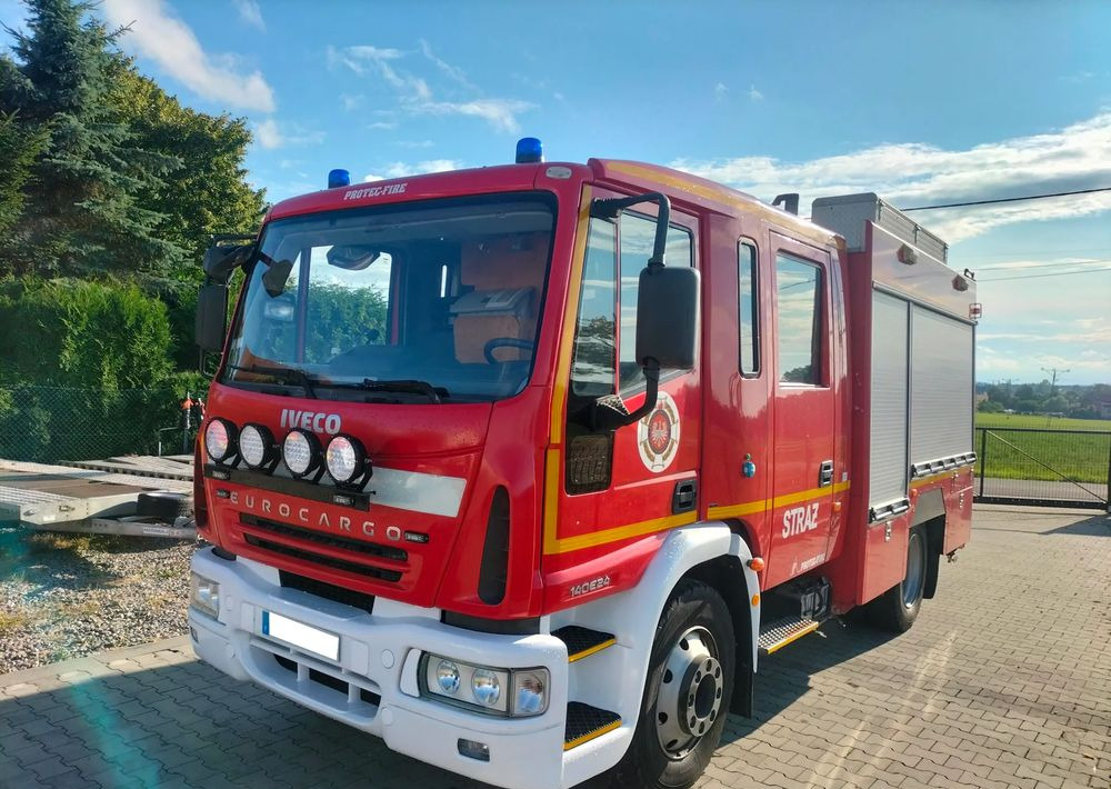Iveco Eurocargo 140E24 Straż Strażacki pożarniczy feuerwehr hasici vatrogasno - Vatrogasni kamion: slika 1 Iveco Eurocargo 140E24 Straż Strażacki pożarniczy feuerwehr hasici vatrogasno - Vatrogasni kamion: slika 1