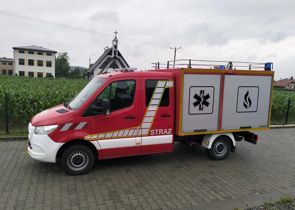 Mercedes-Benz Sprinter 907 straż strażacki pożarniczy Hasici Pompier - Vatrogasni kamion: slika 3 Mercedes-Benz Sprinter 907 straż strażacki pożarniczy Hasici Pompier - Vatrogasni kamion: slika 3