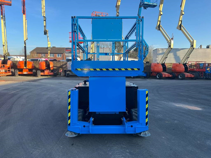 Genie GS4069 RT diesel 4x4 14m (1834) - Lift u obliku makaza: slika 4 Genie GS4069 RT diesel 4x4 14m (1834) - Lift u obliku makaza: slika 4