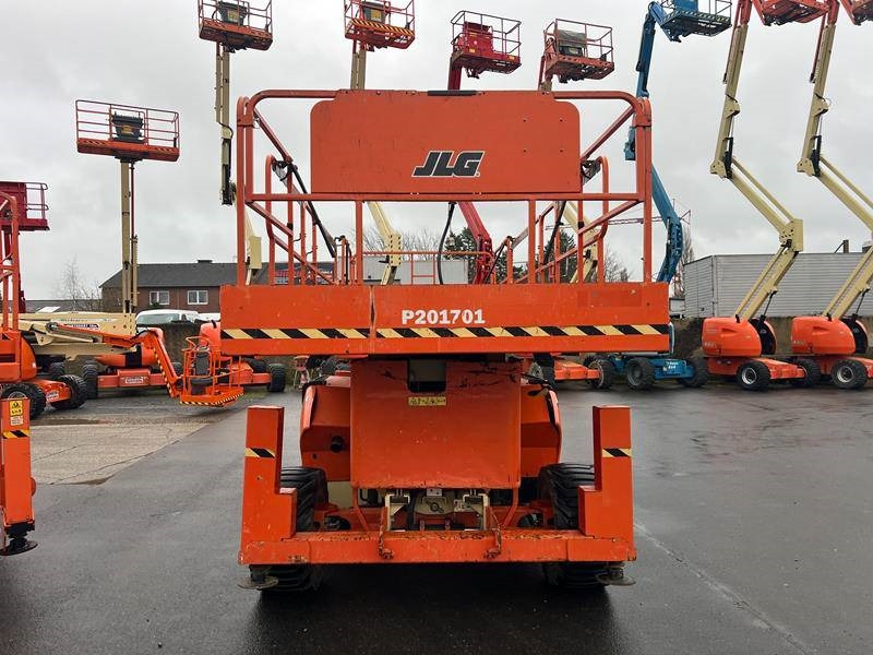 JLG 4394 RT diesel 4x4 15m (1747) - Lift u obliku makaza: slika 4 JLG 4394 RT diesel 4x4 15m (1747) - Lift u obliku makaza: slika 4