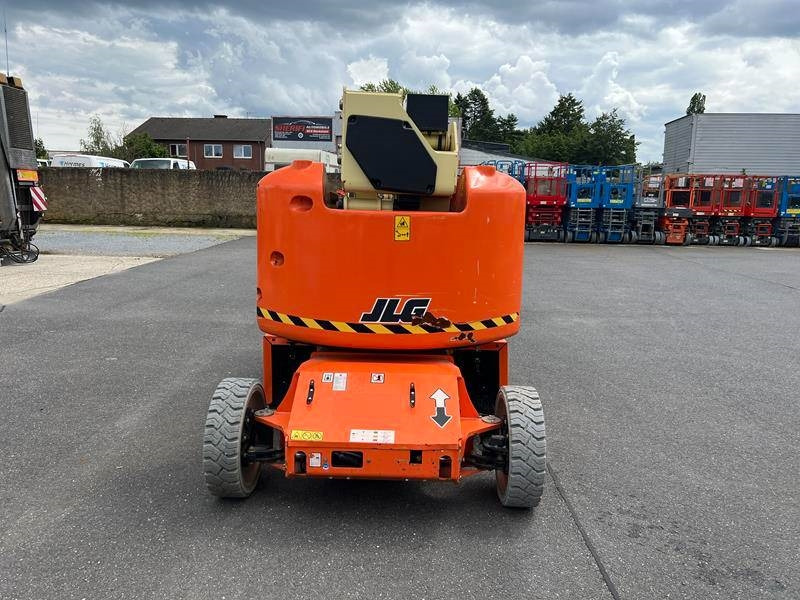 JLG E400AJPN elektro 14m (1779) - Zglobna platforma: slika 4 JLG E400AJPN elektro 14m (1779) - Zglobna platforma: slika 4