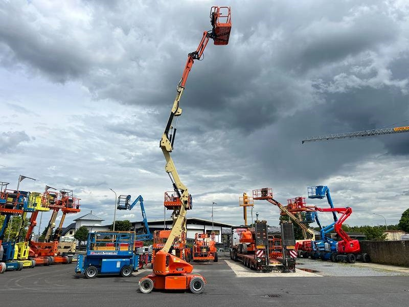 Zglobna platforma JLG E400AJPN elektro 14m (1779): slika 12 Zglobna platforma JLG E400AJPN elektro 14m (1779): slika 12