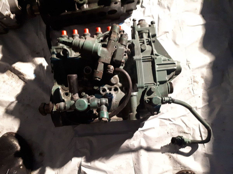 MAN . 0402746967. 0402736883. 0402946023. 034 - Pumpa za gorivo: slika 1 MAN . 0402746967. 0402736883. 0402946023. 034 - Pumpa za gorivo: slika 1