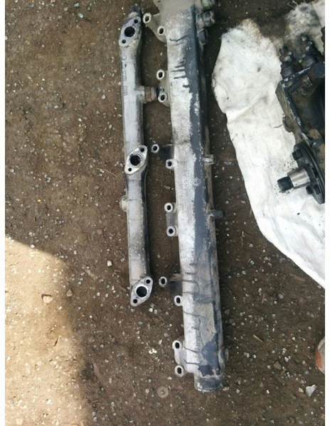 MAN / Турбина 53271013060c головка - Motor i delovi: slika 4 MAN / Турбина 53271013060c головка - Motor i delovi: slika 4