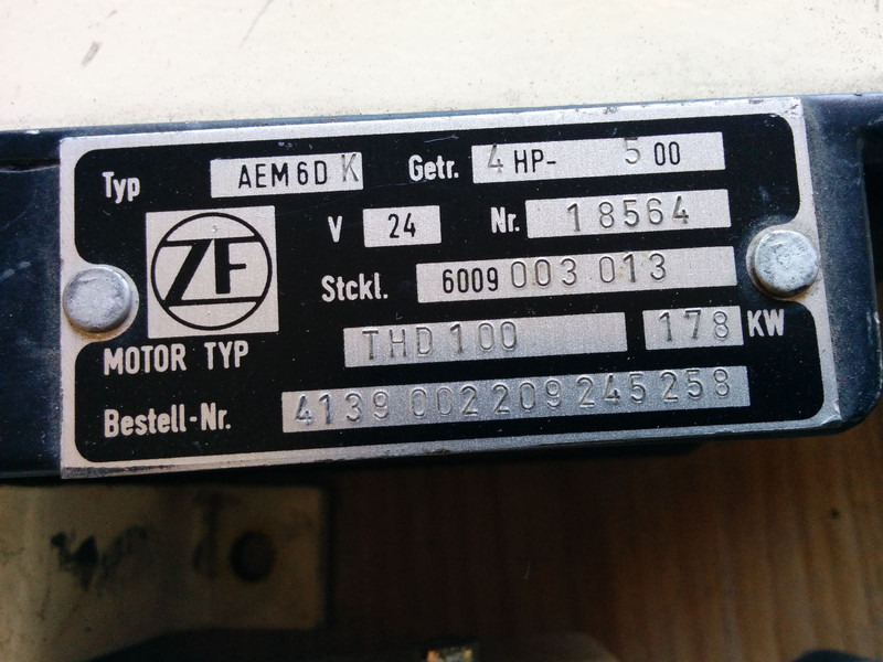 Mercedes-Benz ZF AEM-6DK - Upravljačka jedinica: slika 3 Mercedes-Benz ZF AEM-6DK - Upravljačka jedinica: slika 3
