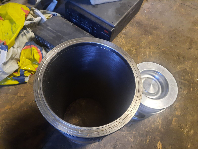 Scania - Motor i delovi: slika 2 Scania - Motor i delovi: slika 2