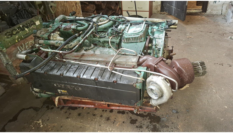 Volvo DH12D 420EC01. DH12E340EC06 . - Motor: slika 2 Volvo DH12D 420EC01. DH12E340EC06 . - Motor: slika 2