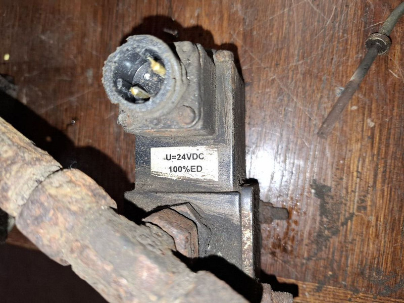 Volvo ZFLS / Herion - Hidraulični cilindar: slika 3 Volvo ZFLS / Herion - Hidraulični cilindar: slika 3