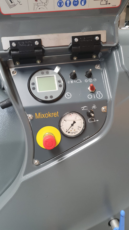 PUTZMEISTER M740D Model 4 - Auto pumpa za beton: slika 2 PUTZMEISTER M740D Model 4 - Auto pumpa za beton: slika 2