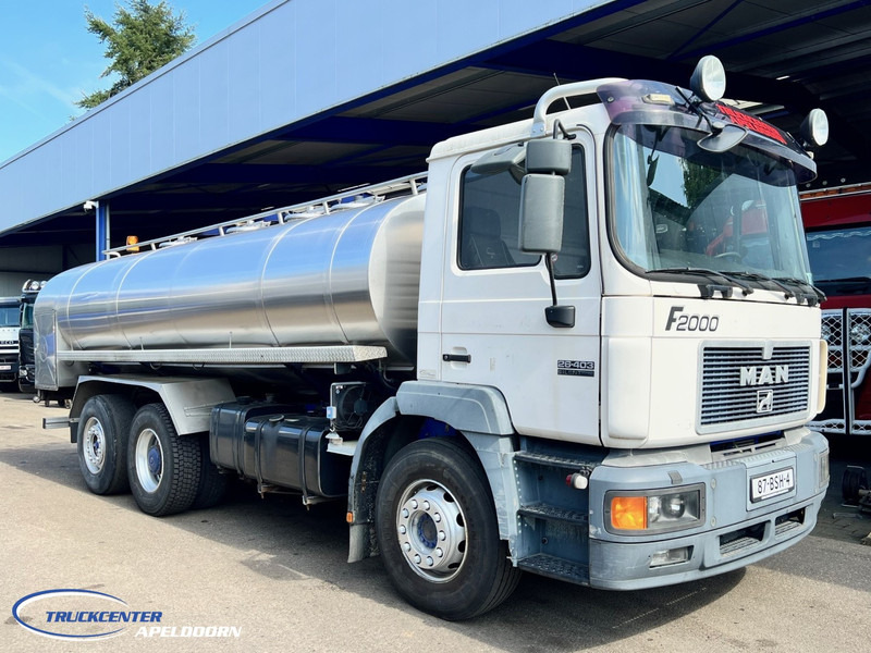 MAN 26.403 Manuel, Retarder, Reduction axle, 14250 liter - Kamion cisterna: slika 1 MAN 26.403 Manuel, Retarder, Reduction axle, 14250 liter - Kamion cisterna: slika 1