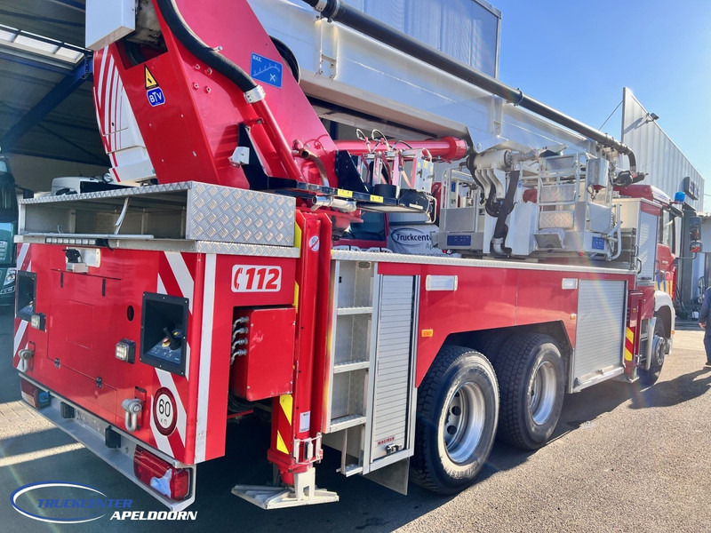 MAN TGA 26.350 Magirus ALP 320L = 32 meter, Waterpomp, 6x4, Bladgeveerd - Vatrogasni kamion: slika 4 MAN TGA 26.350 Magirus ALP 320L = 32 meter, Waterpomp, 6x4, Bladgeveerd - Vatrogasni kamion: slika 4