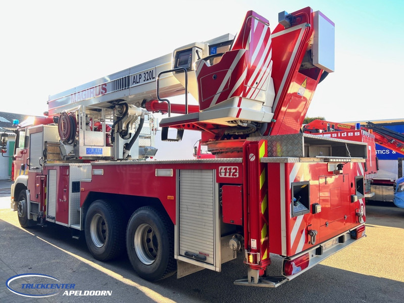 MAN TGA 26.350 Magirus ALP 320L = 32 meter, Waterpump, 6x4, Steel springs - Vatrogasni kamion: slika 5 MAN TGA 26.350 Magirus ALP 320L = 32 meter, Waterpump, 6x4, Steel springs - Vatrogasni kamion: slika 5