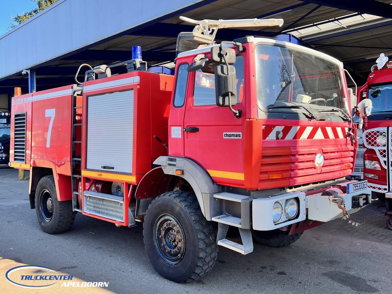 Renault Thomas Sides BS13 4x4, Twin engine! - Vatrogasni kamion: slika 1 Renault Thomas Sides BS13 4x4, Twin engine! - Vatrogasni kamion: slika 1