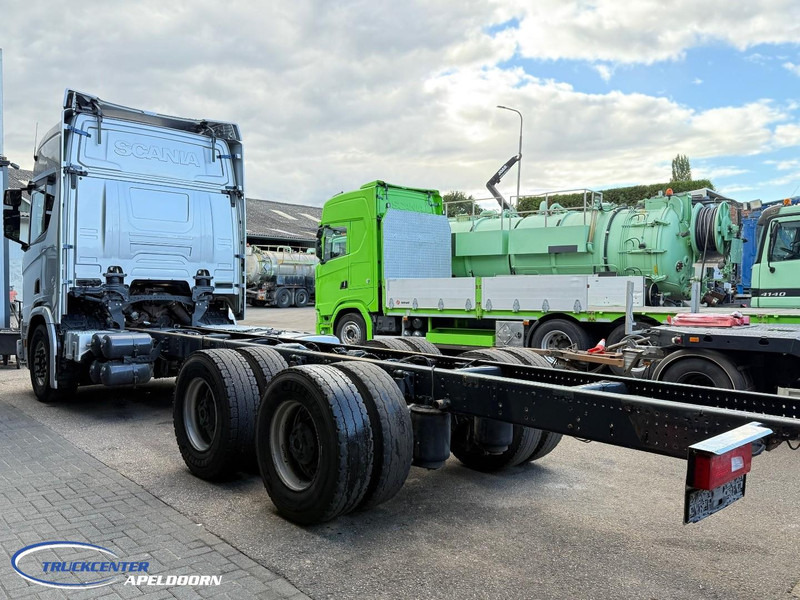 Scania R730 XT NGS V8 6x4 Naafreductie, Retarder, PTO - Kamion sa golom šasijom i zatvorenom kabinom: slika 3 Scania R730 XT NGS V8 6x4 Naafreductie, Retarder, PTO - Kamion sa golom šasijom i zatvorenom kabinom: slika 3
