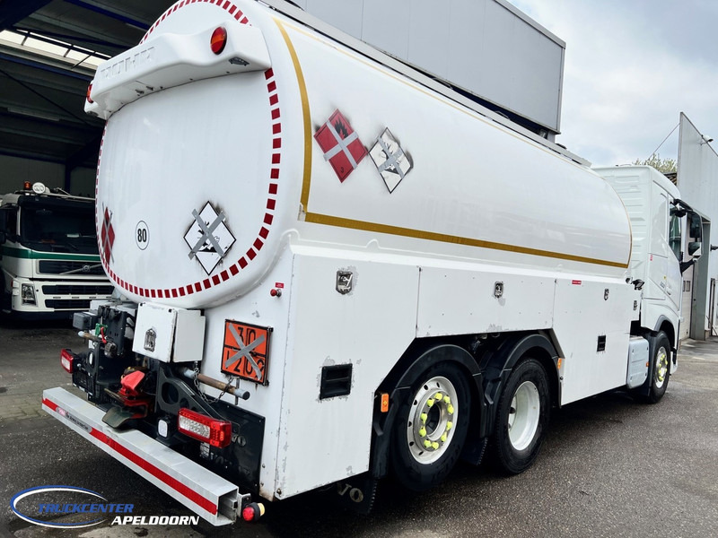 Volvo FH 500 22150 Liter ADR, 4 Comp, Retarder, ADR - Kamion cisterna: slika 2 Volvo FH 500 22150 Liter ADR, 4 Comp, Retarder, ADR - Kamion cisterna: slika 2