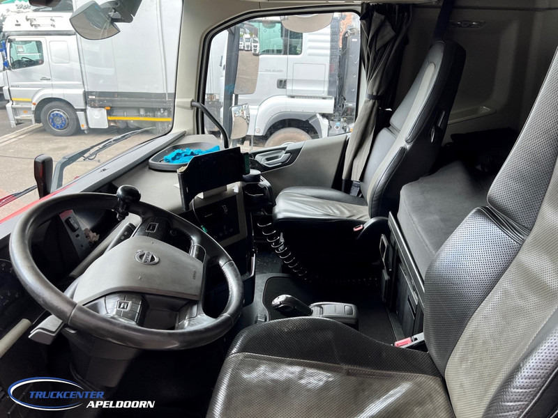 Volvo FH 540 61200 Liter ADR! - Kamion cisterna: slika 5 Volvo FH 540 61200 Liter ADR! - Kamion cisterna: slika 5