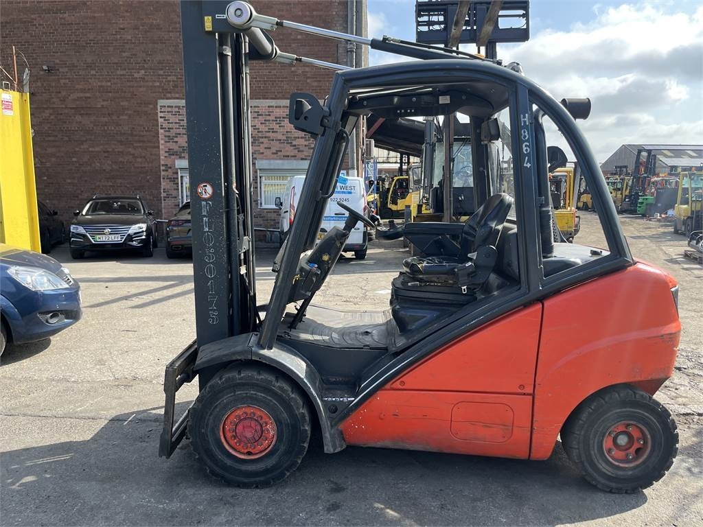 Linde H30D - Dizel viljuškar: slika 1 Linde H30D - Dizel viljuškar: slika 1