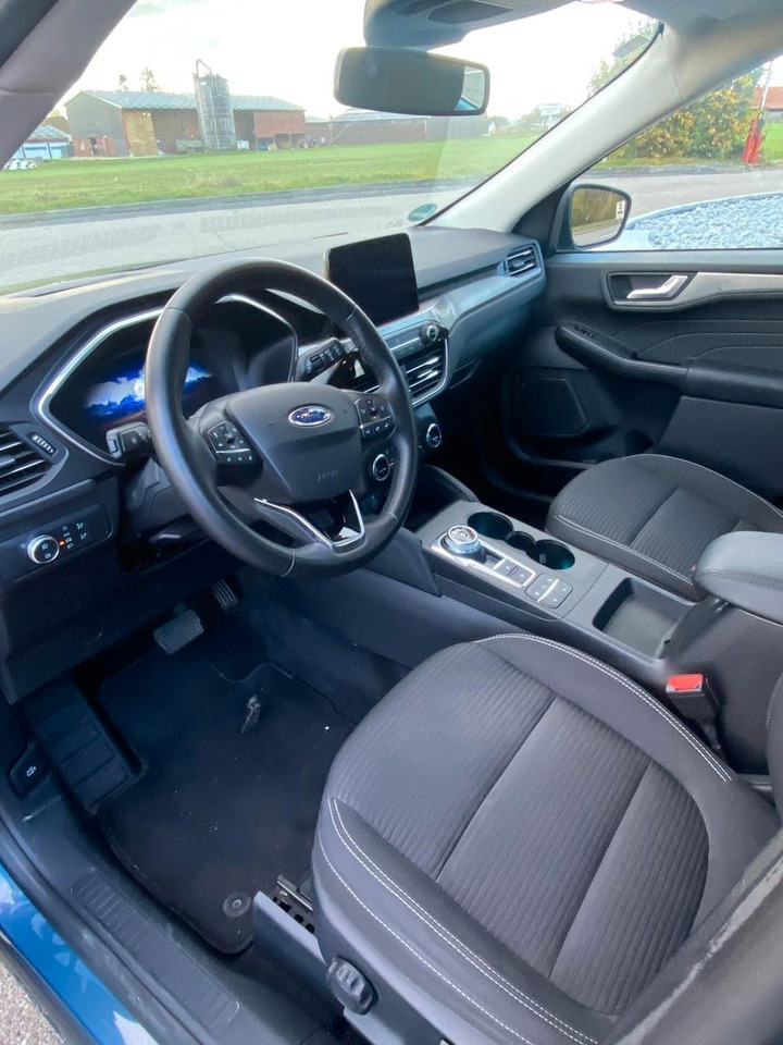 Ford Kuga Titanium 4X4 AWD - SUV: slika 3 Ford Kuga Titanium 4X4 AWD - SUV: slika 3