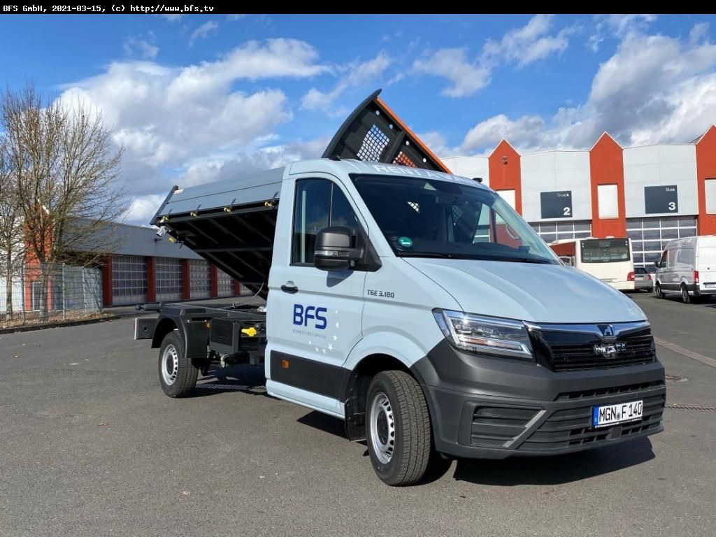 MAN TGE 3.180 4x2 F SB Dreiseitenkipper - Dostavno vozilo kiper: slika 2 MAN TGE 3.180 4x2 F SB Dreiseitenkipper - Dostavno vozilo kiper: slika 2