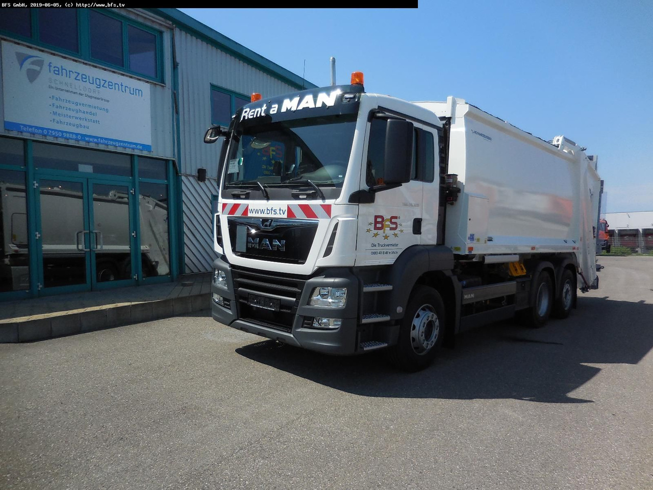 MAN TGS 28.320 6x2-4 BL HS HL Olympus 21 - Omni-DEKA - Kamion za smeće: slika 1 MAN TGS 28.320 6x2-4 BL HS HL Olympus 21 - Omni-DEKA - Kamion za smeće: slika 1