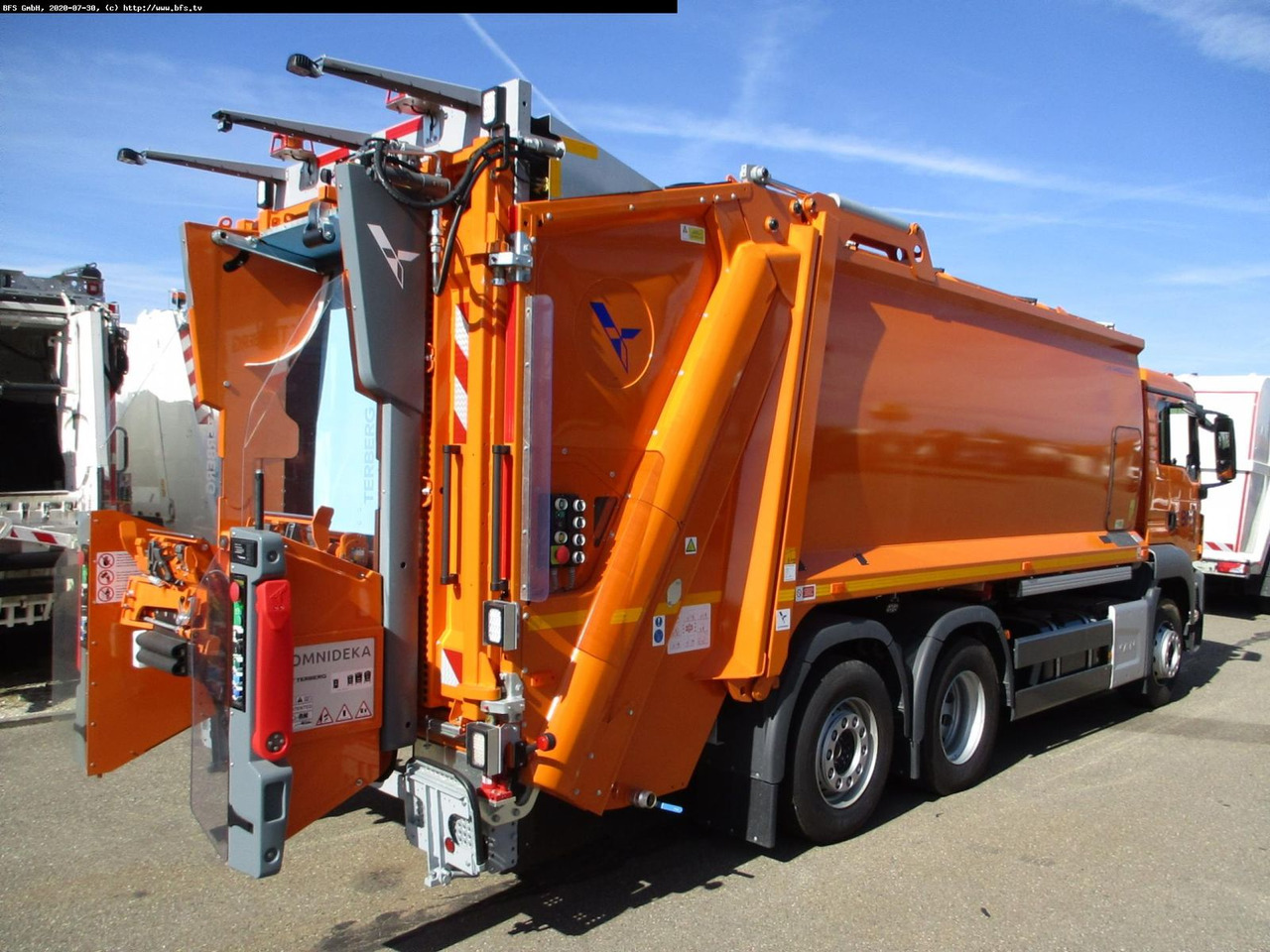 MAN TGS 28.320 6x2-4 BL HS HL Olympus 23 - Omni-DEKA - Kamion za smeće: slika 3 MAN TGS 28.320 6x2-4 BL HS HL Olympus 23 - Omni-DEKA - Kamion za smeće: slika 3