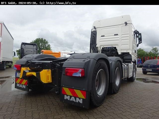 MAN TGX (TG3) 33.520 6x4 BL SA Kipphydraulik 6x4 - Tegljač: slika 3 MAN TGX (TG3) 33.520 6x4 BL SA Kipphydraulik 6x4 - Tegljač: slika 3