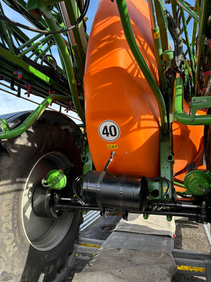 AMAZONE UX 6200 36m GPS - Vučena prskalica: slika 4 AMAZONE UX 6200 36m GPS - Vučena prskalica: slika 4